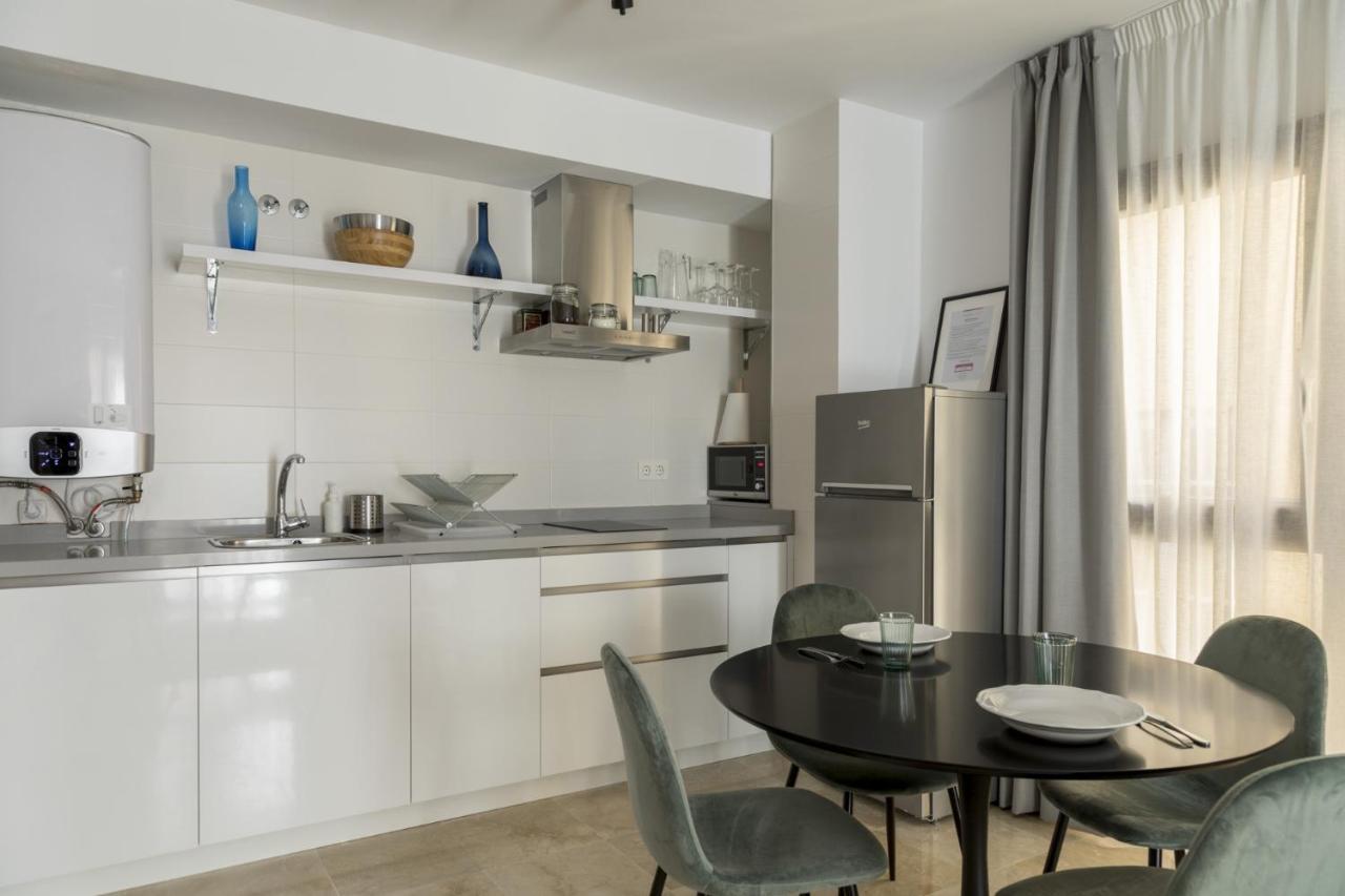 Caleta Homes - Ancha Del Carmen Málaga Eksteriør billede