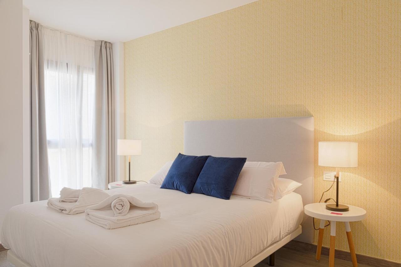 Caleta Homes - Ancha Del Carmen Málaga Eksteriør billede