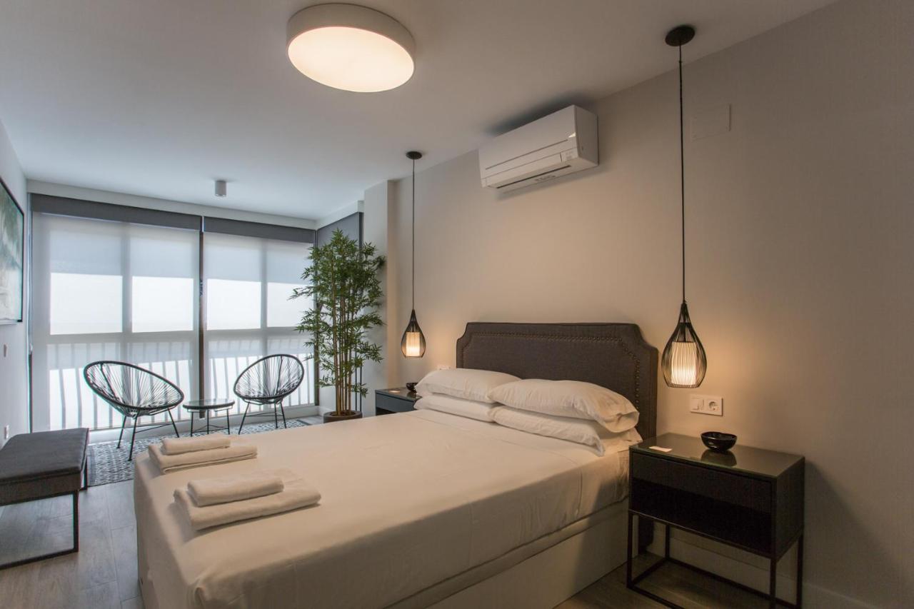 Caleta Homes - Ancha Del Carmen Málaga Eksteriør billede